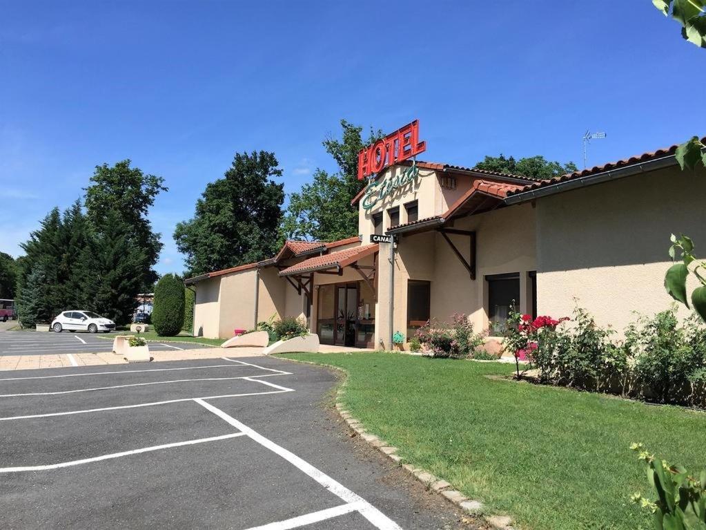 Hotel Etesia Feurs Exterior foto